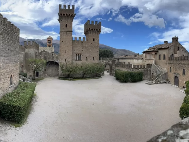 Castello di Lauro