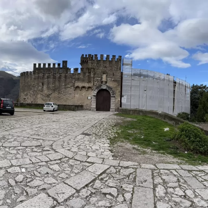Castello di Lauro